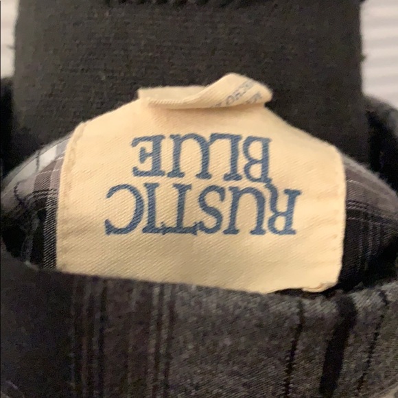 Top - Picture 5 of 6